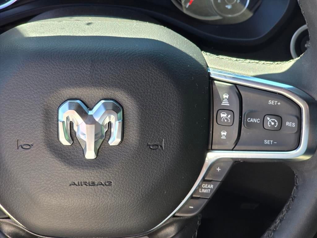 Used 2025 RAM 1500 Laramie w/ Sport Appearance Package AWD/4WD image 16