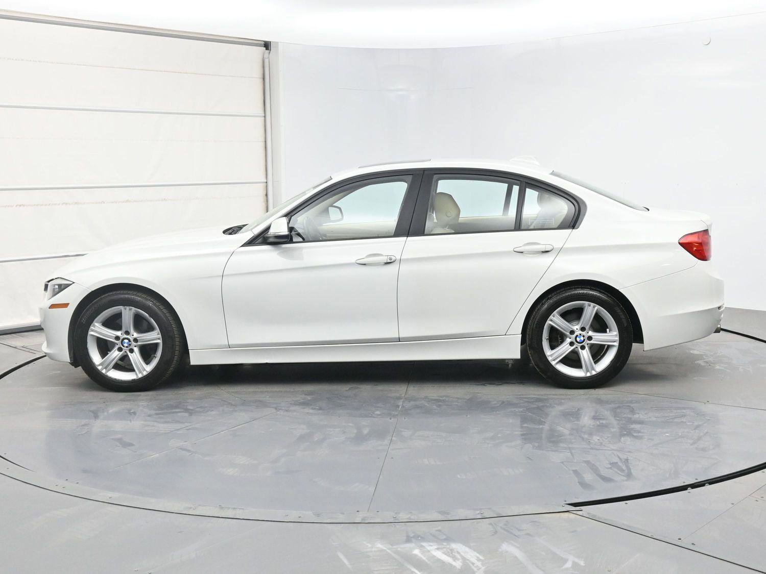Used 2014 BMW 328i xDrive Sedan AWD/4WD image 24
