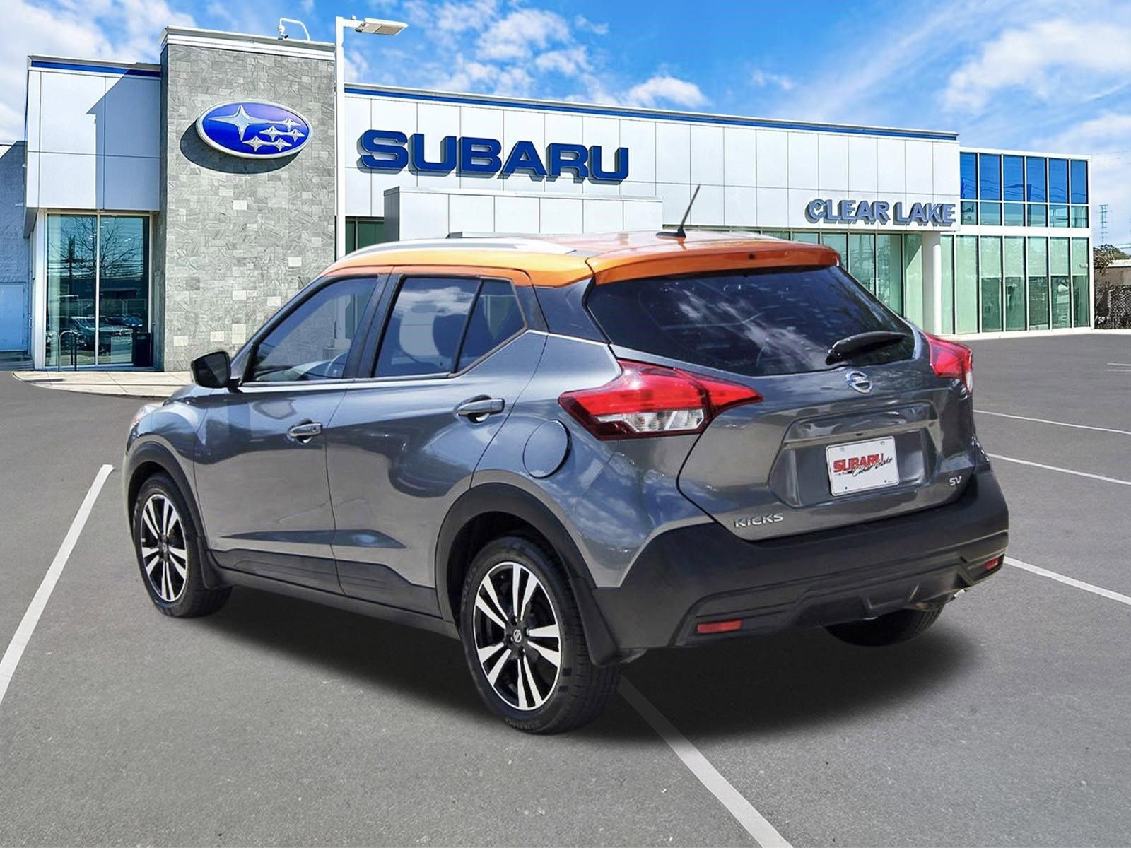 Used 2019 Nissan Kicks SV image 4