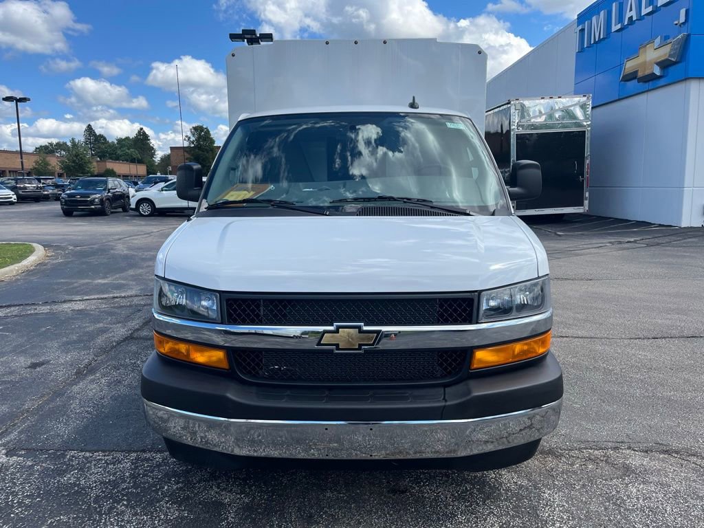 New 2025 Chevrolet Express 3500 w/ Power Convenience Package image 2