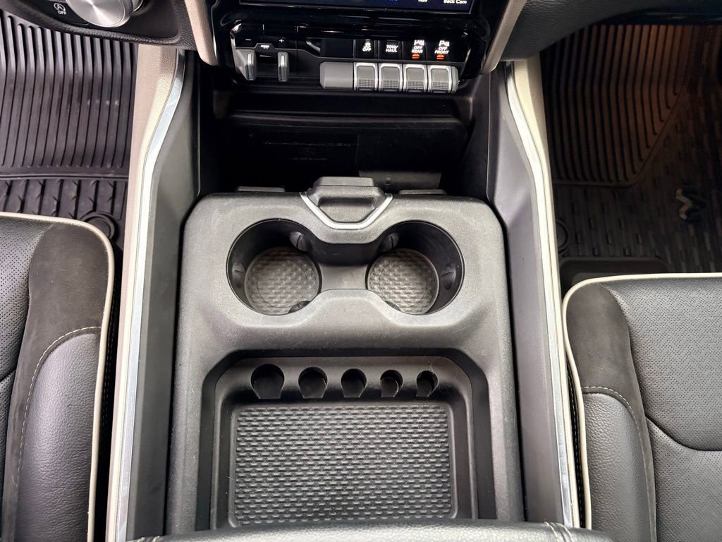 Used 2020 RAM 1500 Laramie image 22