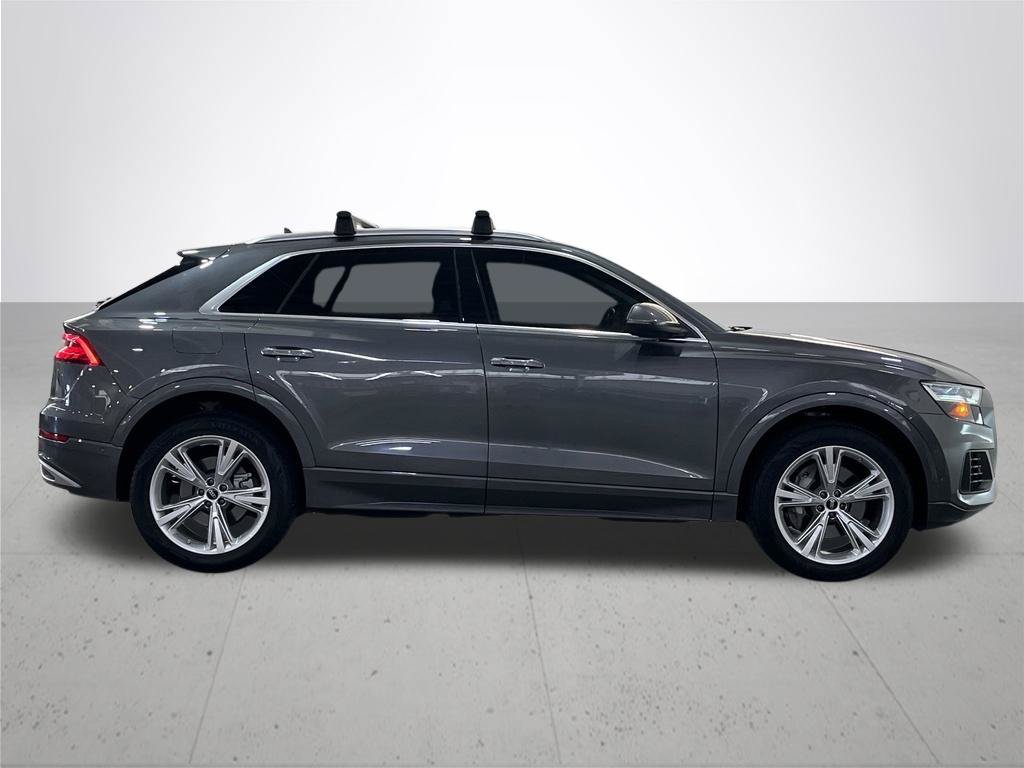 Used 2022 Audi Q8 Premium Plus AWD/4WD image 9