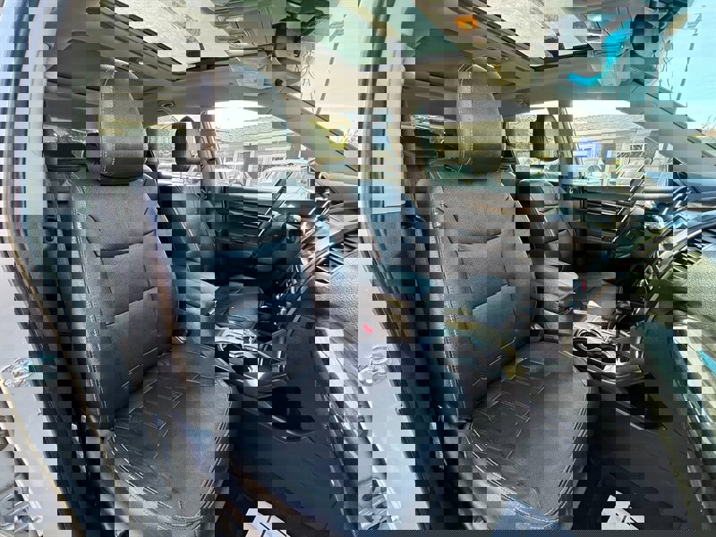 Used 2012 Kia Sorento SX w/ SX Premium Pkg image 13