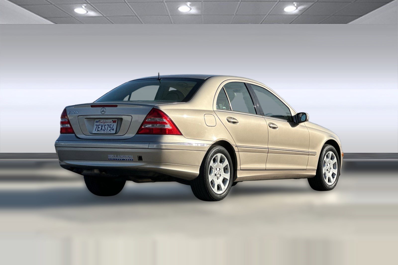 Used 2005 Mercedes-Benz C 320 Sedan image 8