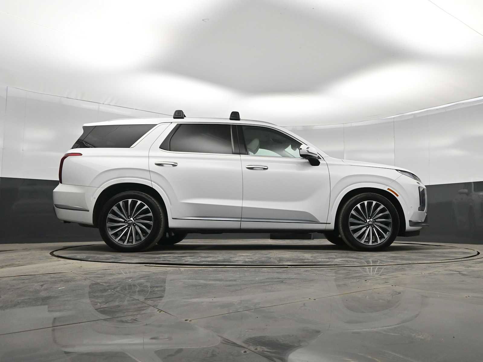 Used 2025 Hyundai Palisade Calligraphy image 36