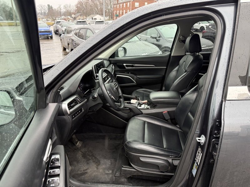 Used 2020 Kia Telluride LX image 7