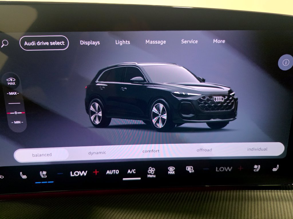 New 2026 Audi SQ5 Premium Plus AWD/4WD image 31