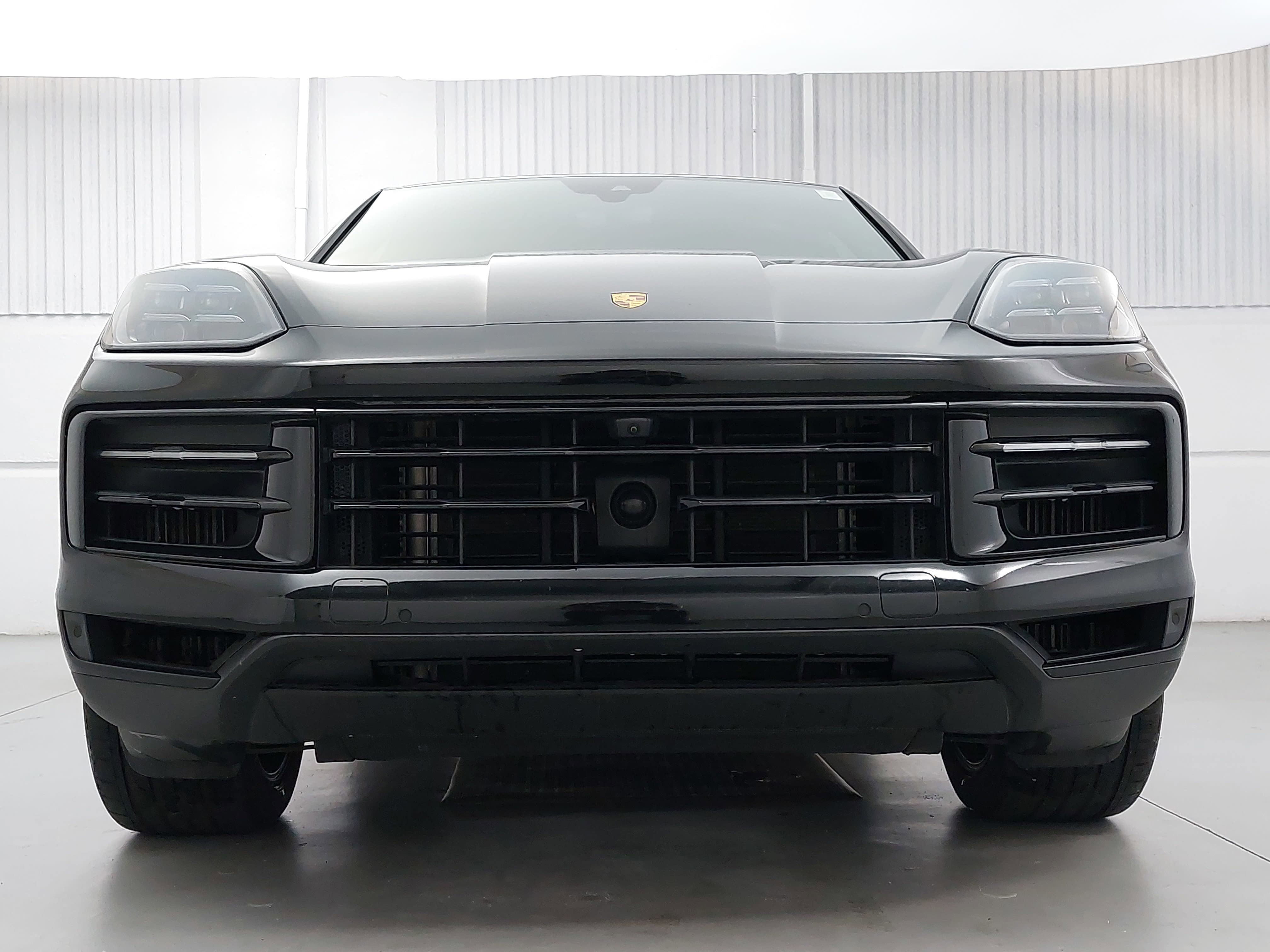 Certified 2024 Porsche Cayenne Coupe AWD/4WD image 10