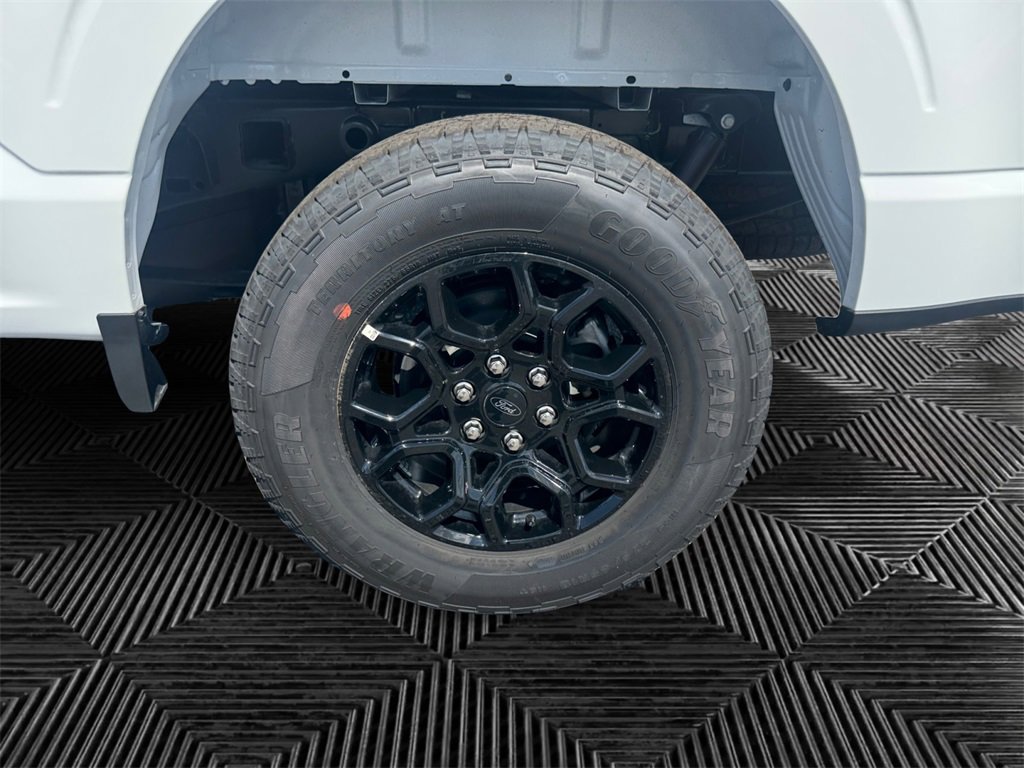 New 2025 Ford F150 XLT w/ Equipment Group 302A MID image 14