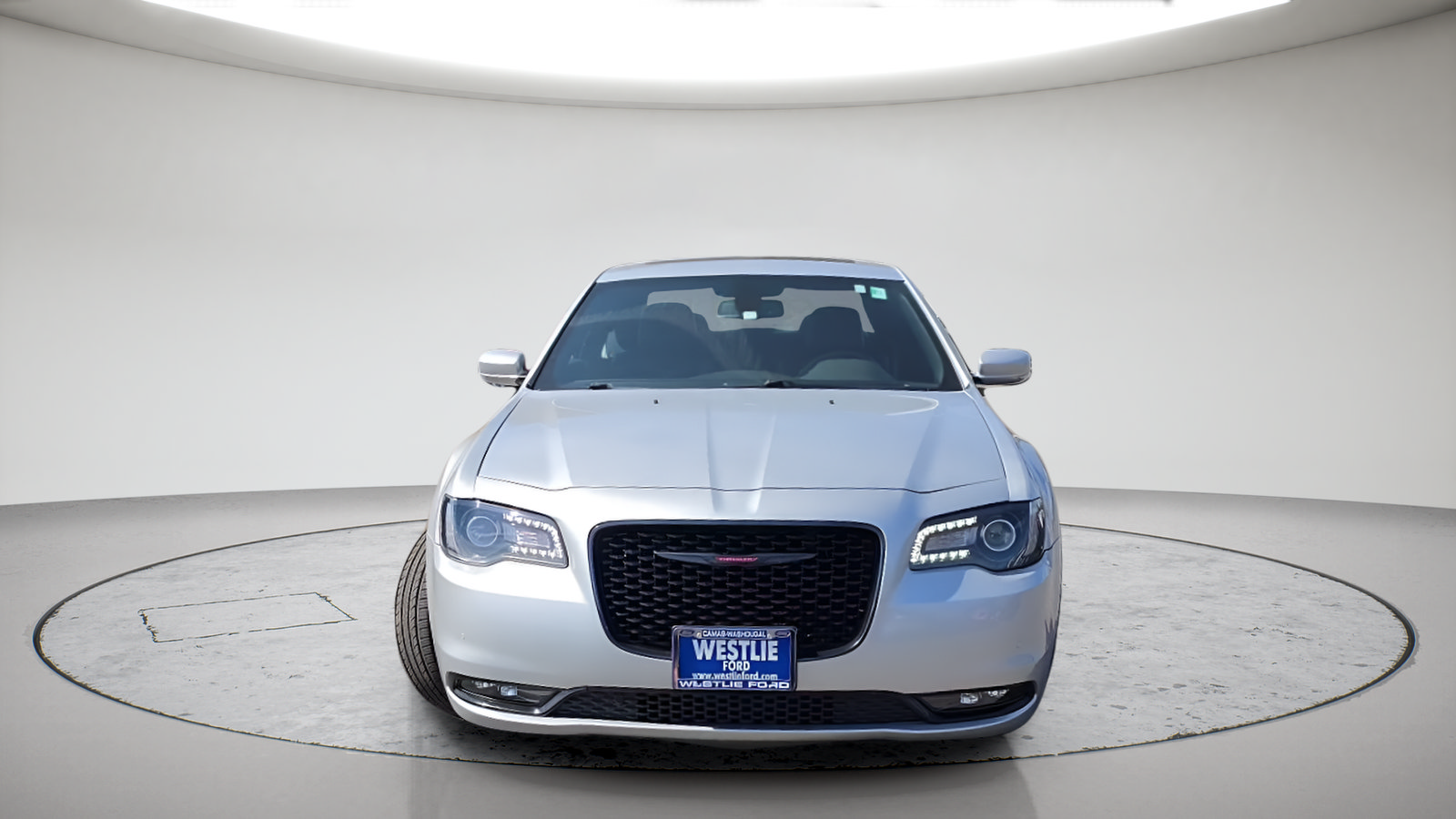 Used 2022 Chrysler 300 S RWD image 2
