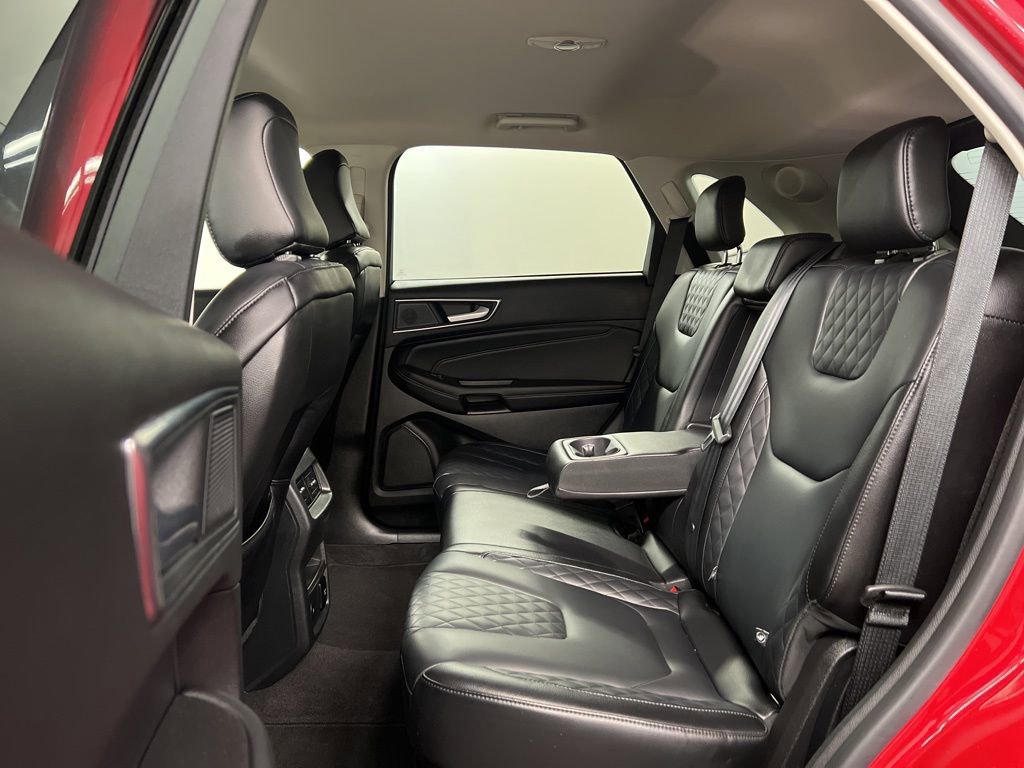 Certified 2024 Ford Edge Titanium AWD/4WD image 29