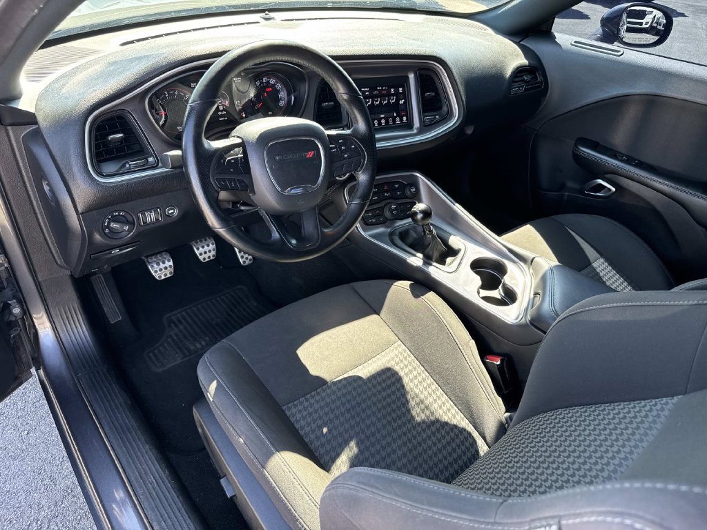 Used 2019 Dodge Challenger R/T w/ Blacktop Package RWD image 9
