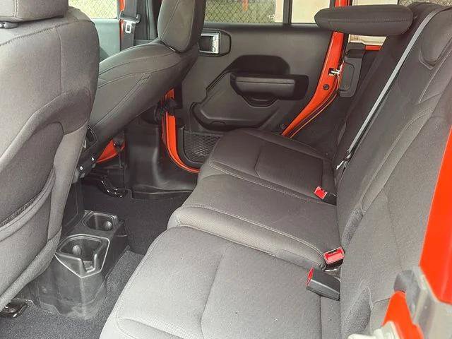 Used 2023 Jeep Wrangler Unlimited Sport AWD/4WD image 12