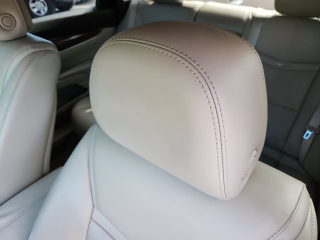 Used 2013 Cadillac XTS Luxury w/ Driver Awareness Package AWD/4WD image 15