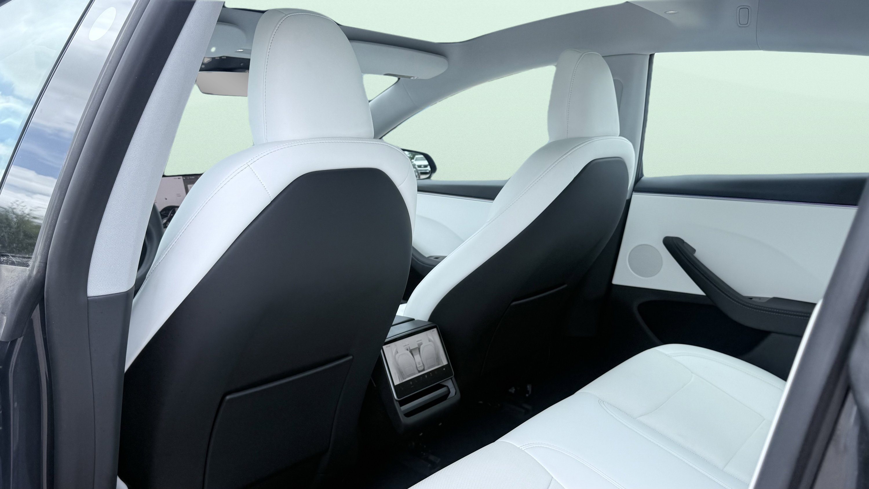 Used 2024 Tesla Model 3 Long Range RWD image 33