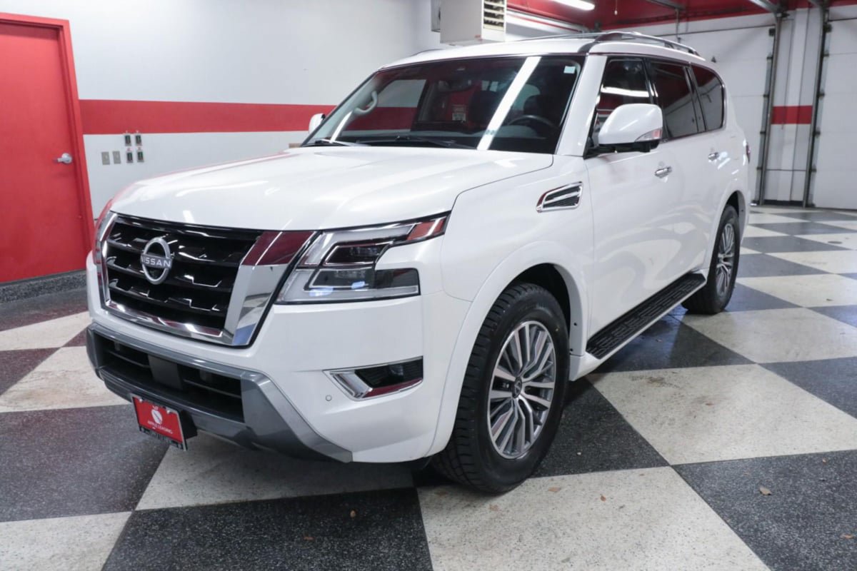 Used 2023 Nissan Armada SL w/ Cargo Package RWD image 5