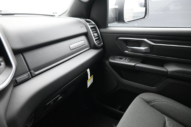 New 2027 RAM 1500 4x4 Crew Cab image 8