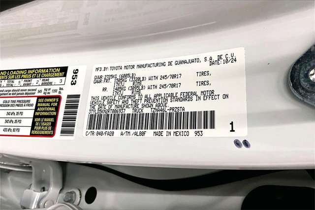 Used 2024 Toyota Tacoma SR image 33