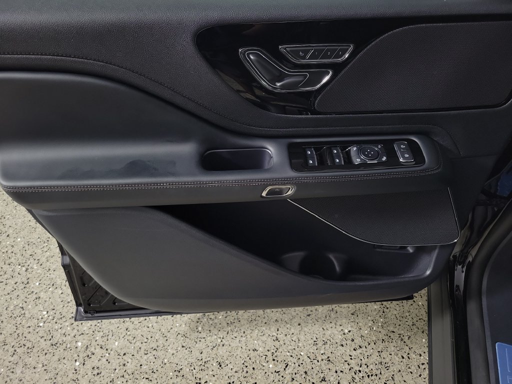 New 2026 Lincoln Aviator 2WD image 19