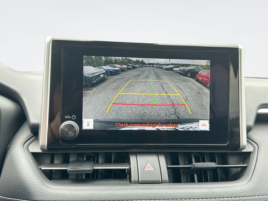 Used 2025 Toyota RAV4 LE AWD/4WD image 23