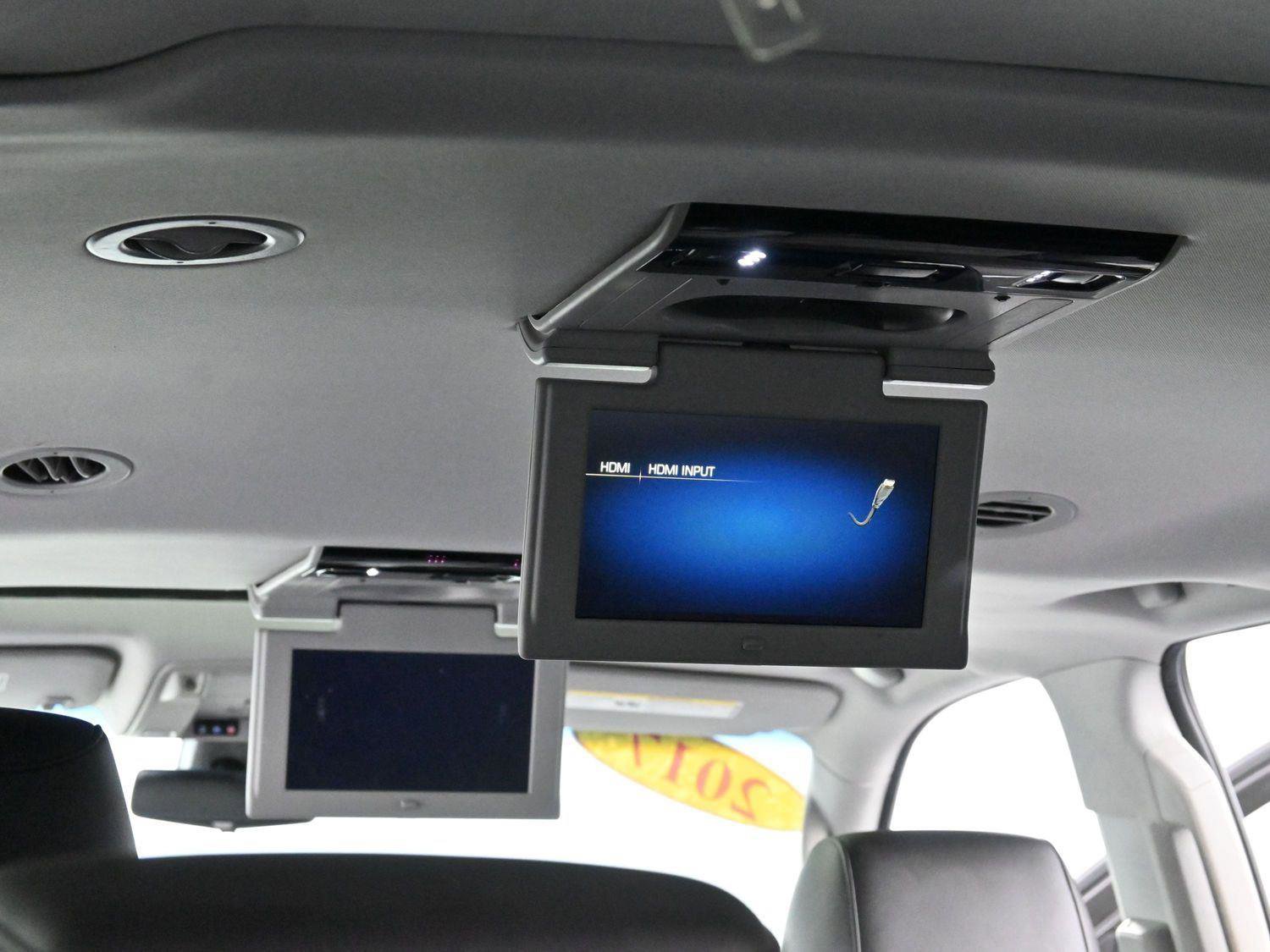 Used 2017 Cadillac Escalade ESV Luxury image 36