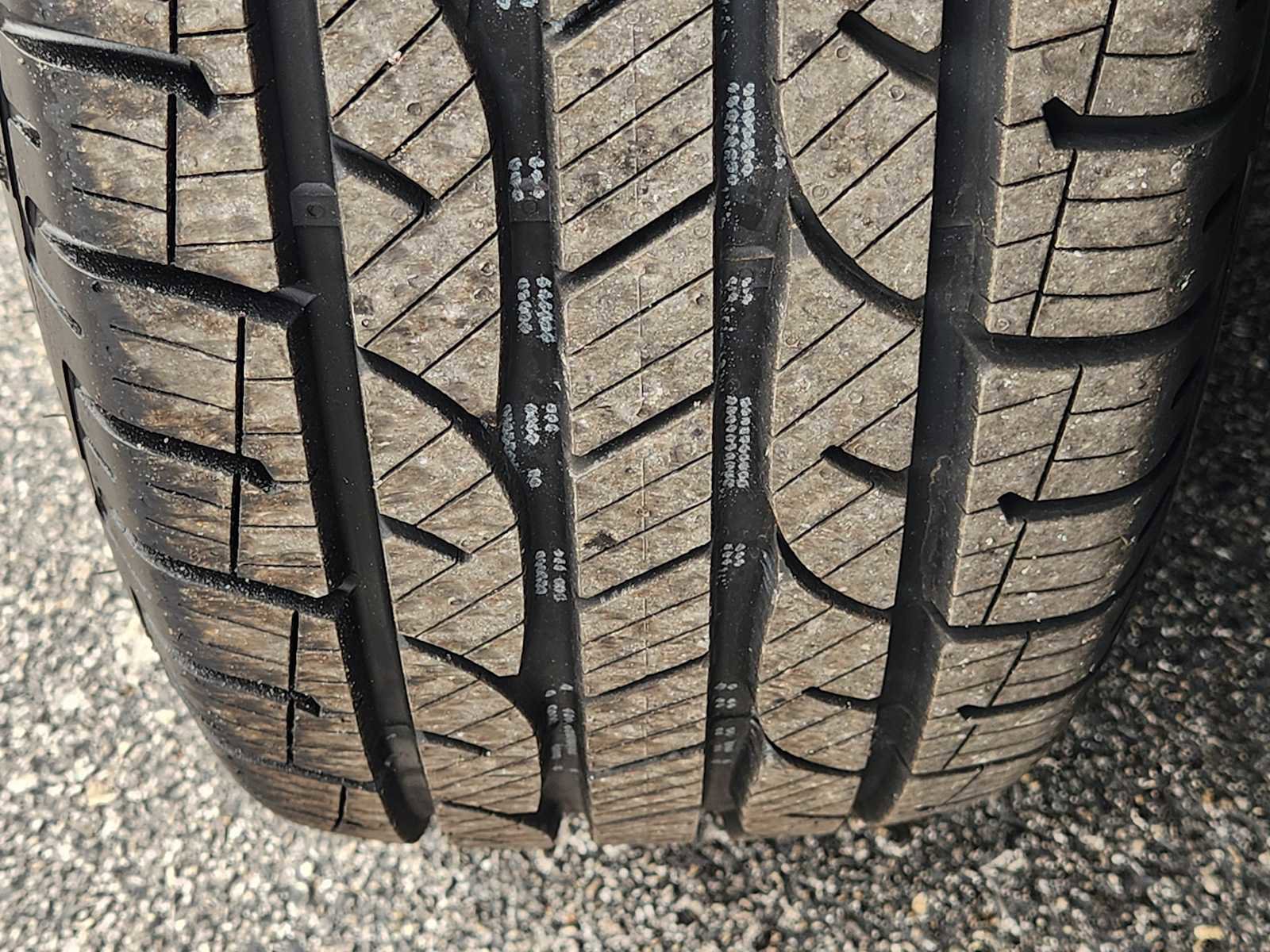 Used 2018 GMC Acadia SLT image 11