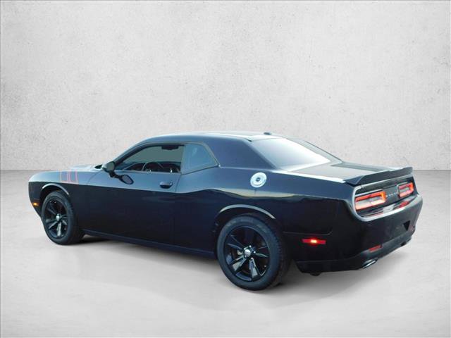 Used 2023 Dodge Challenger SXT RWD image 7