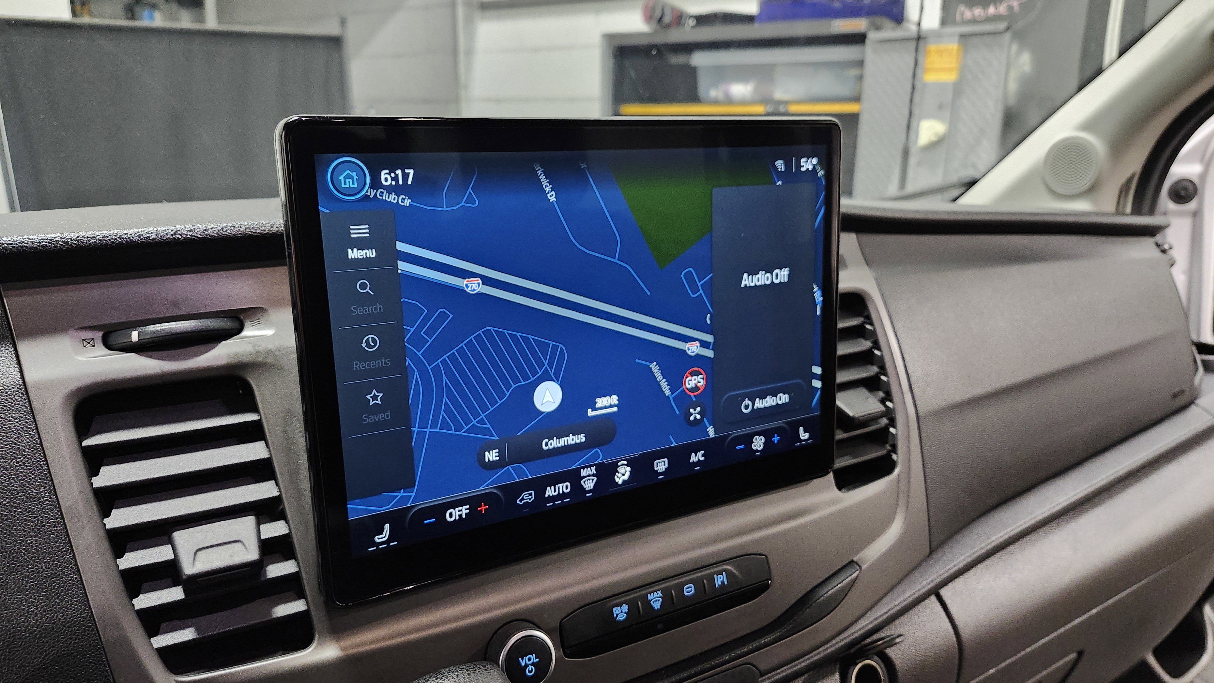 Used 2022 Ford Transit 350 XLT image 4