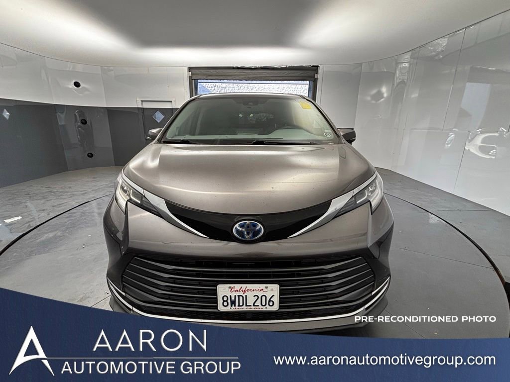 Used 2021 Toyota Sienna Limited