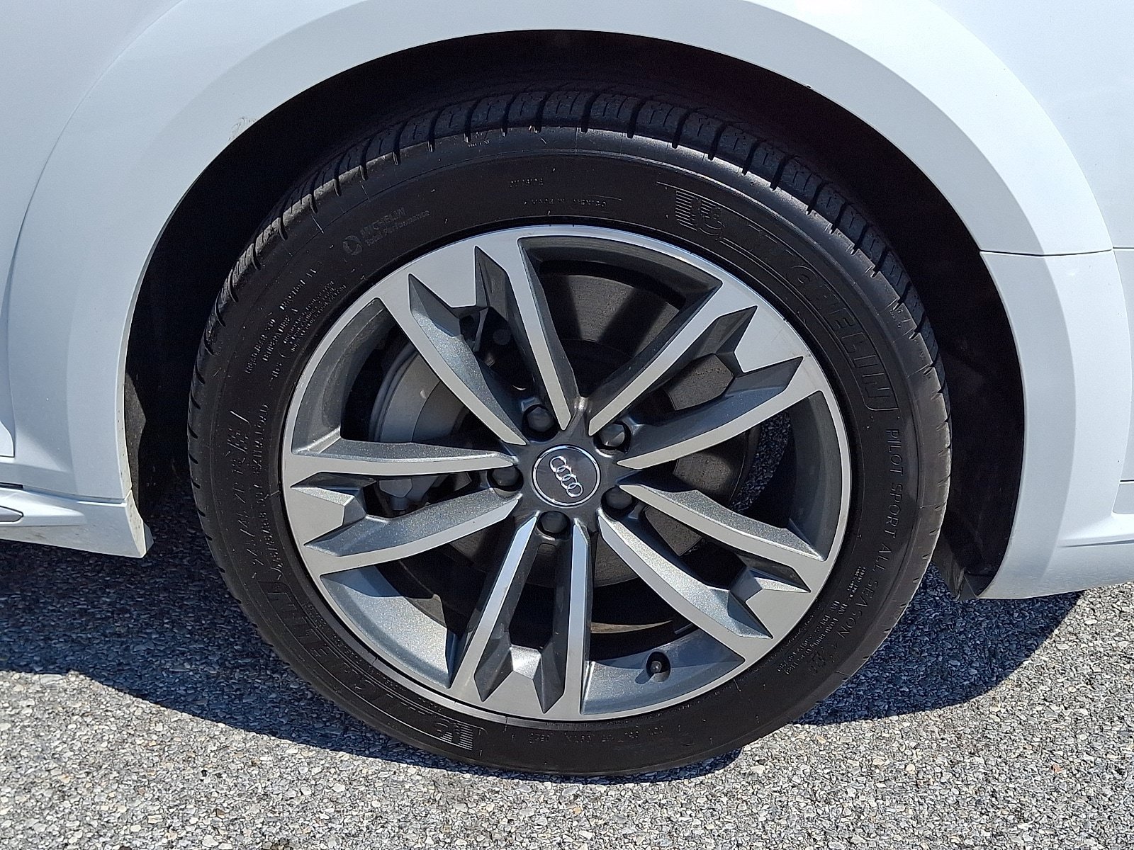 Used 2018 Audi A4 2.0T allroad Premium Plus AWD/4WD image 8
