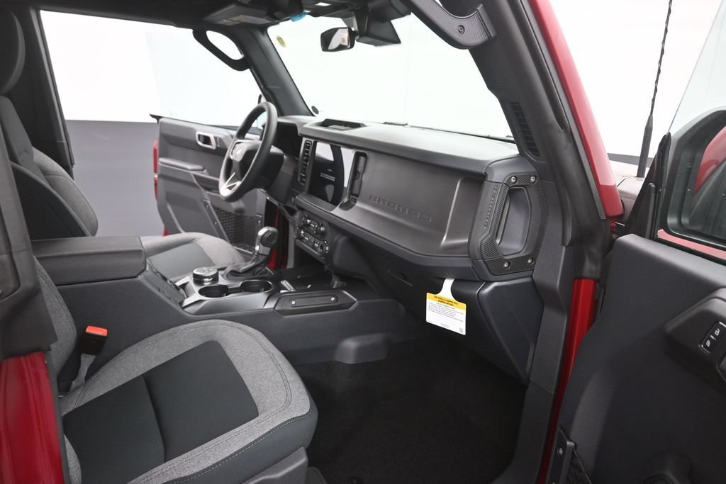 New 2026 Ford Bronco 4-Door AWD/4WD image 24
