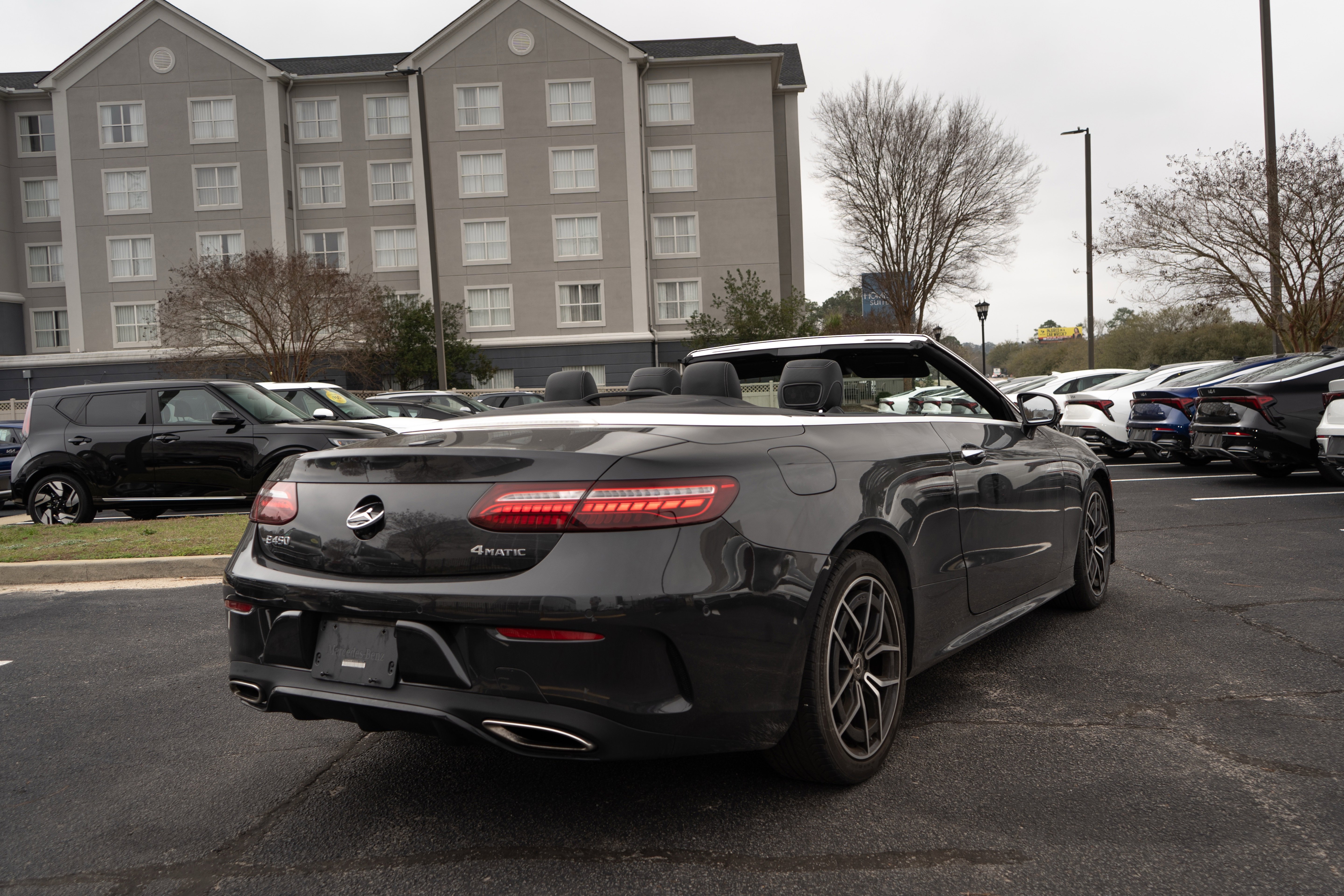 Used 2021 Mercedes-Benz E 450 4MATIC Cabriolet w/ AMG Line image 10