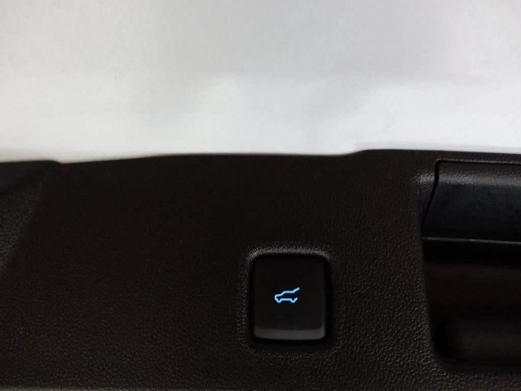 Used 2025 Ford Escape ST-Line Select image 28