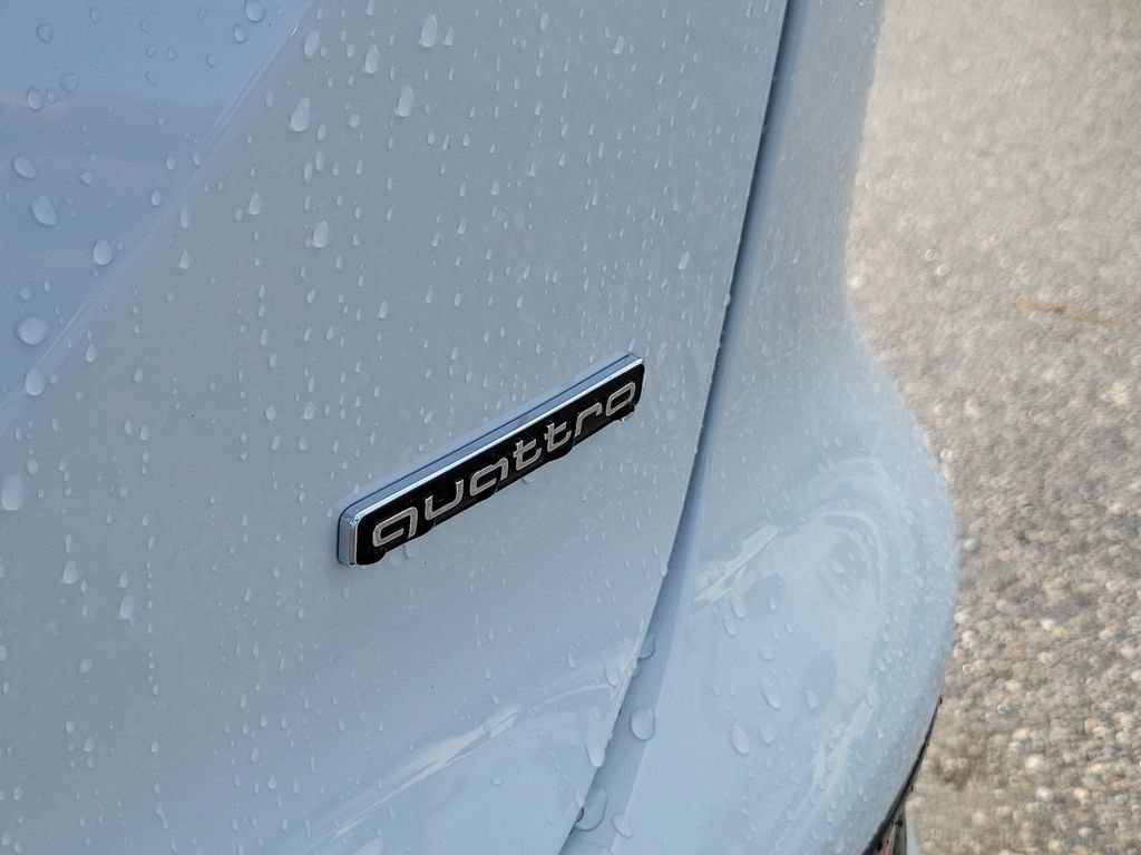 Certified 2025 Audi Q6 e-tron Premium AWD/4WD image 6