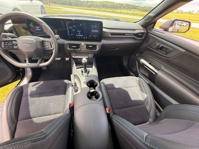 Used 2024 Ford Mustang Dark Horse RWD image 7