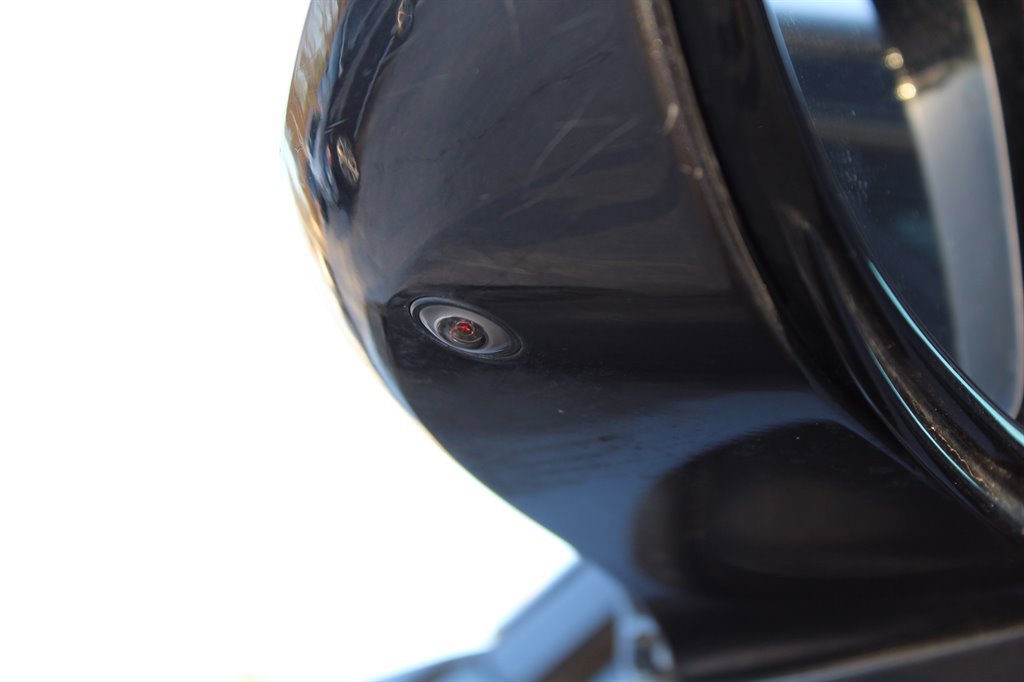 Used 2015 BMW i8 image 39