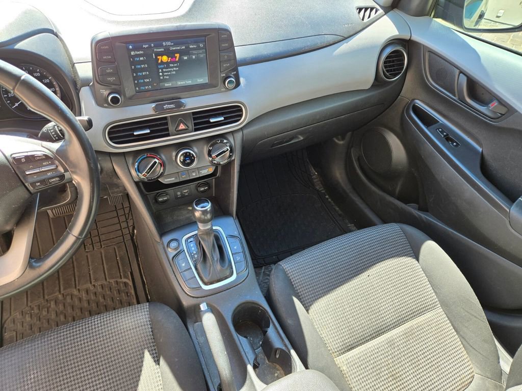 Used 2018 Hyundai Kona SEL FWD image 8