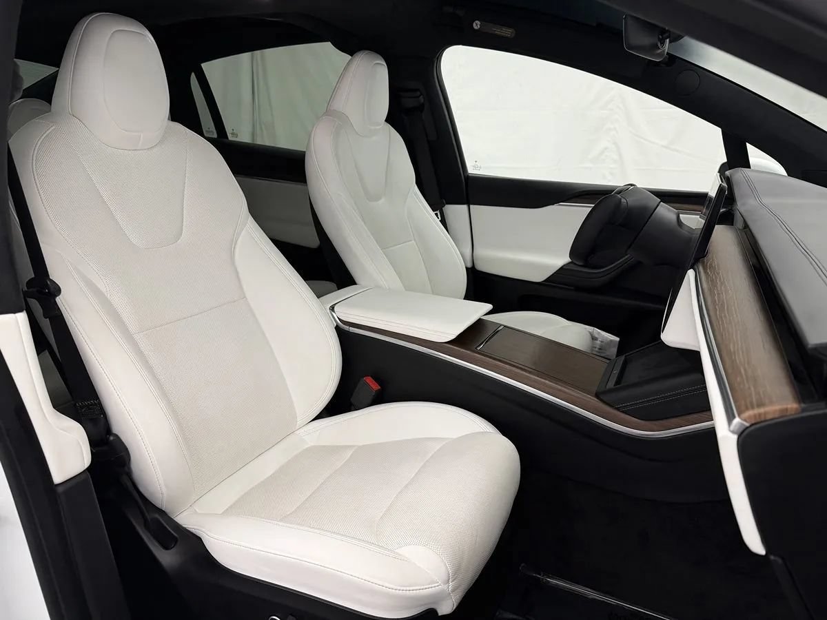 Used 2022 Tesla Model X AWD/4WD image 41