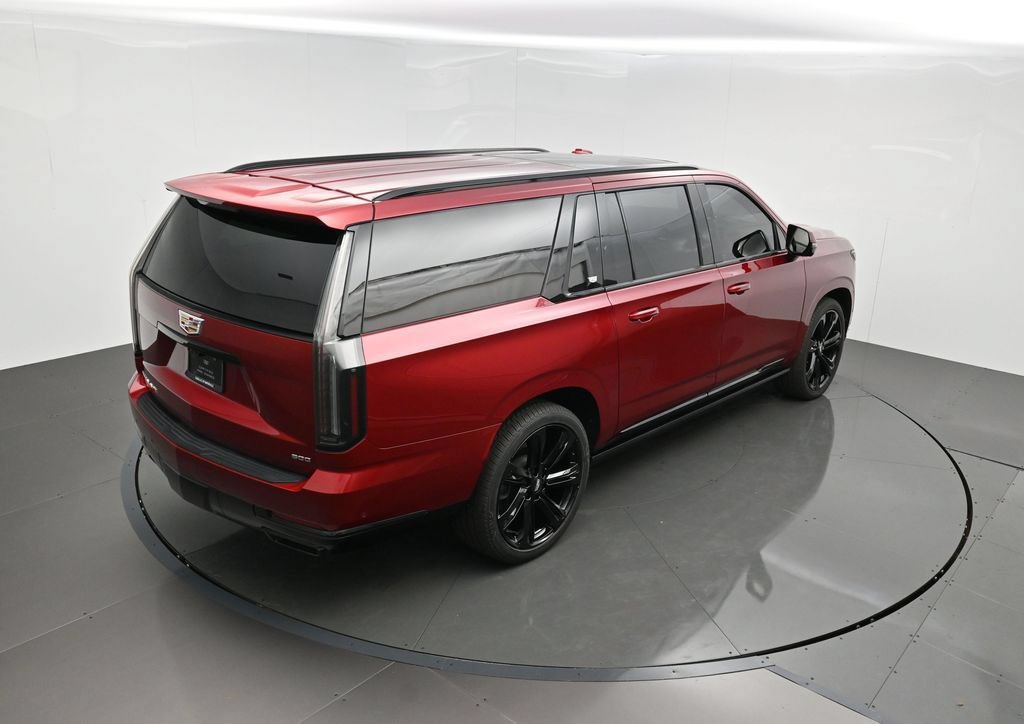 Used 2025 Cadillac Escalade ESV Sport Platinum w/ LPO, Floor Liner Package AWD/4WD image 56