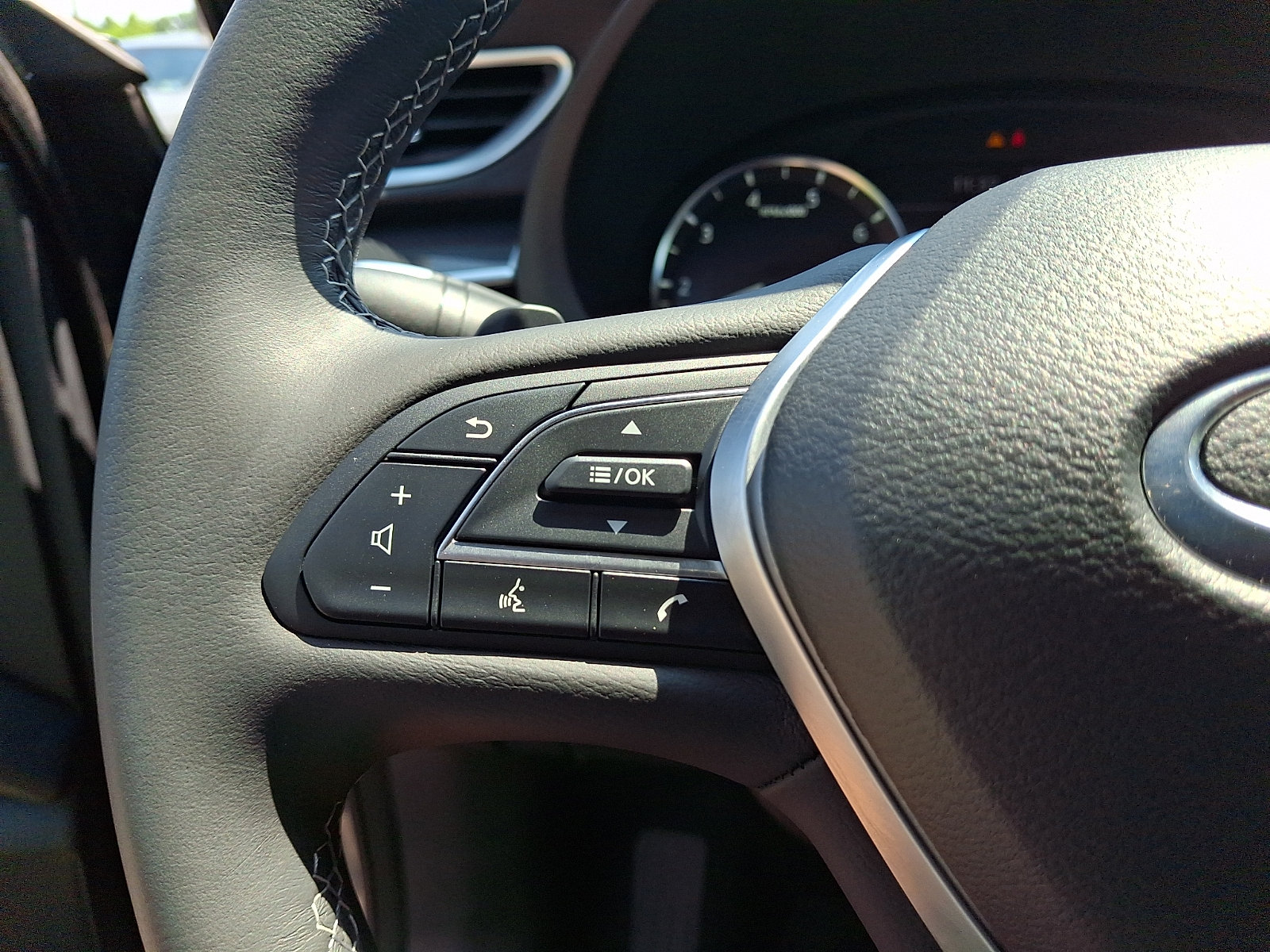 Certified 2023 INFINITI QX50 Sport AWD/4WD image 20