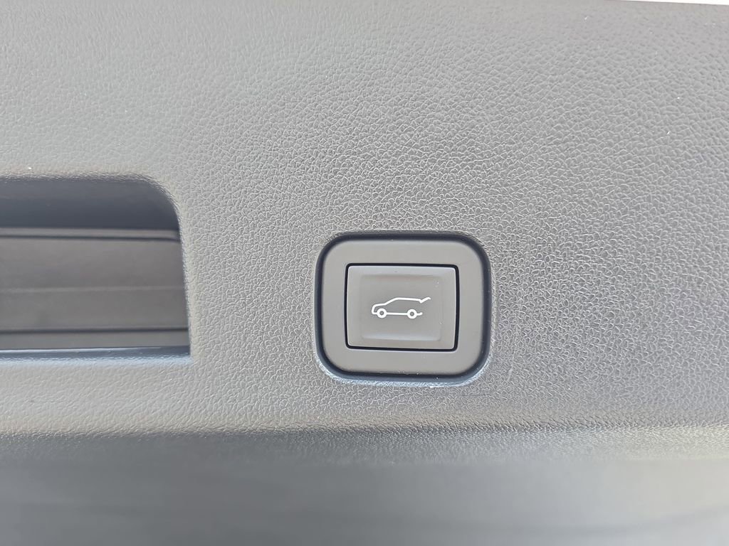 New 2026 GMC Acadia Elevation w/ Elevation Premium Package FWD image 14