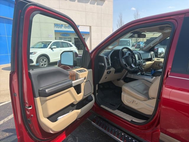 Used 2015 Ford F150 Lariat w/ Equipment Group 502A Luxury image 7