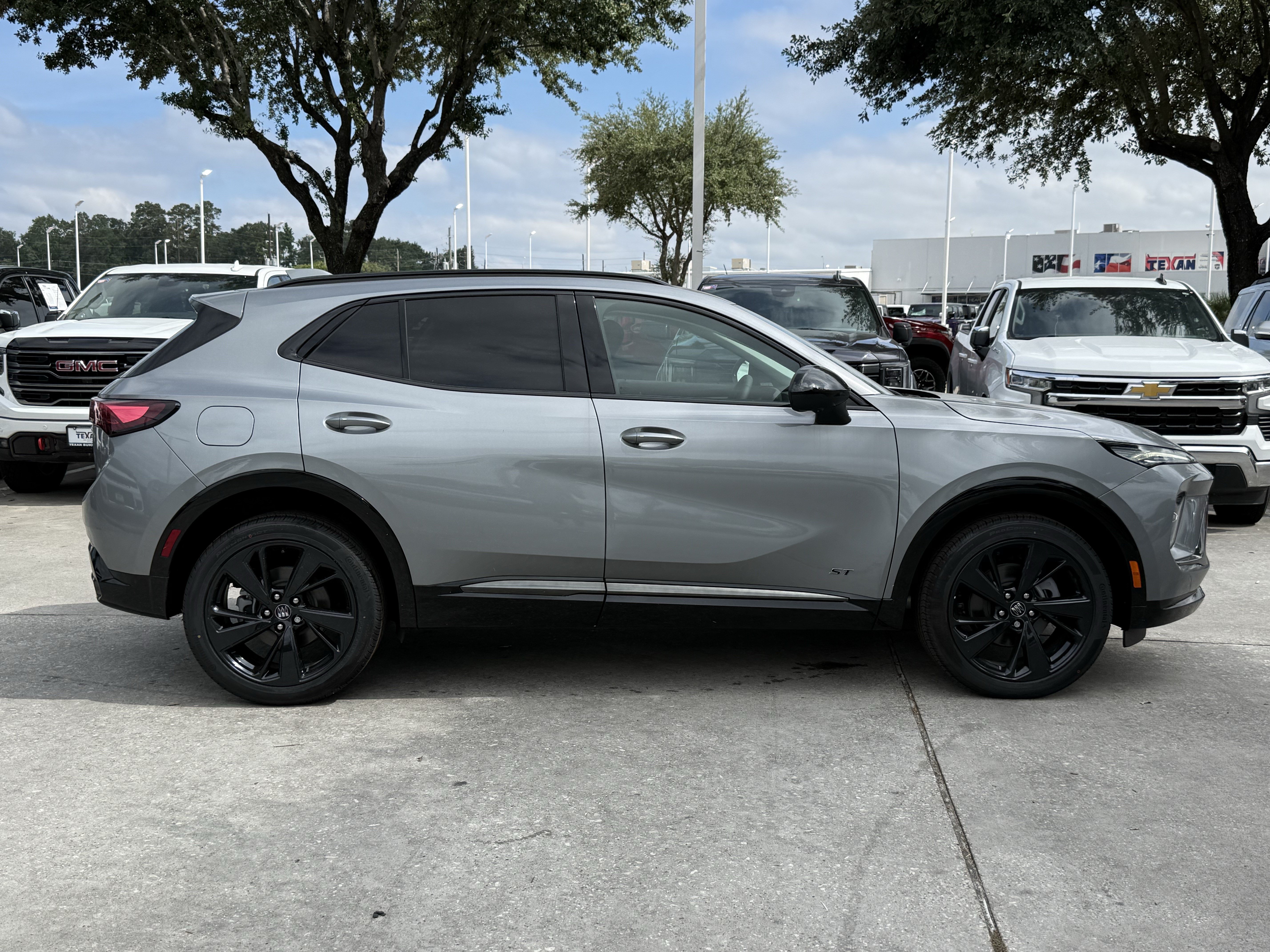 New 2026 Buick Envision Sport Touring AWD/4WD image 3