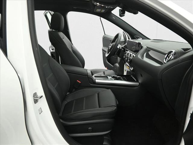 New 2025 Mercedes-Benz GLA 35 AMG 4MATIC image 28