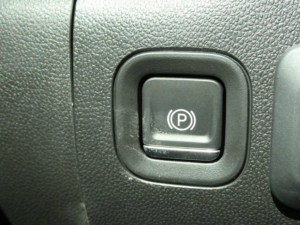 New 2024 GMC Sierra 2500 Pro w/ Convenience Package image 13