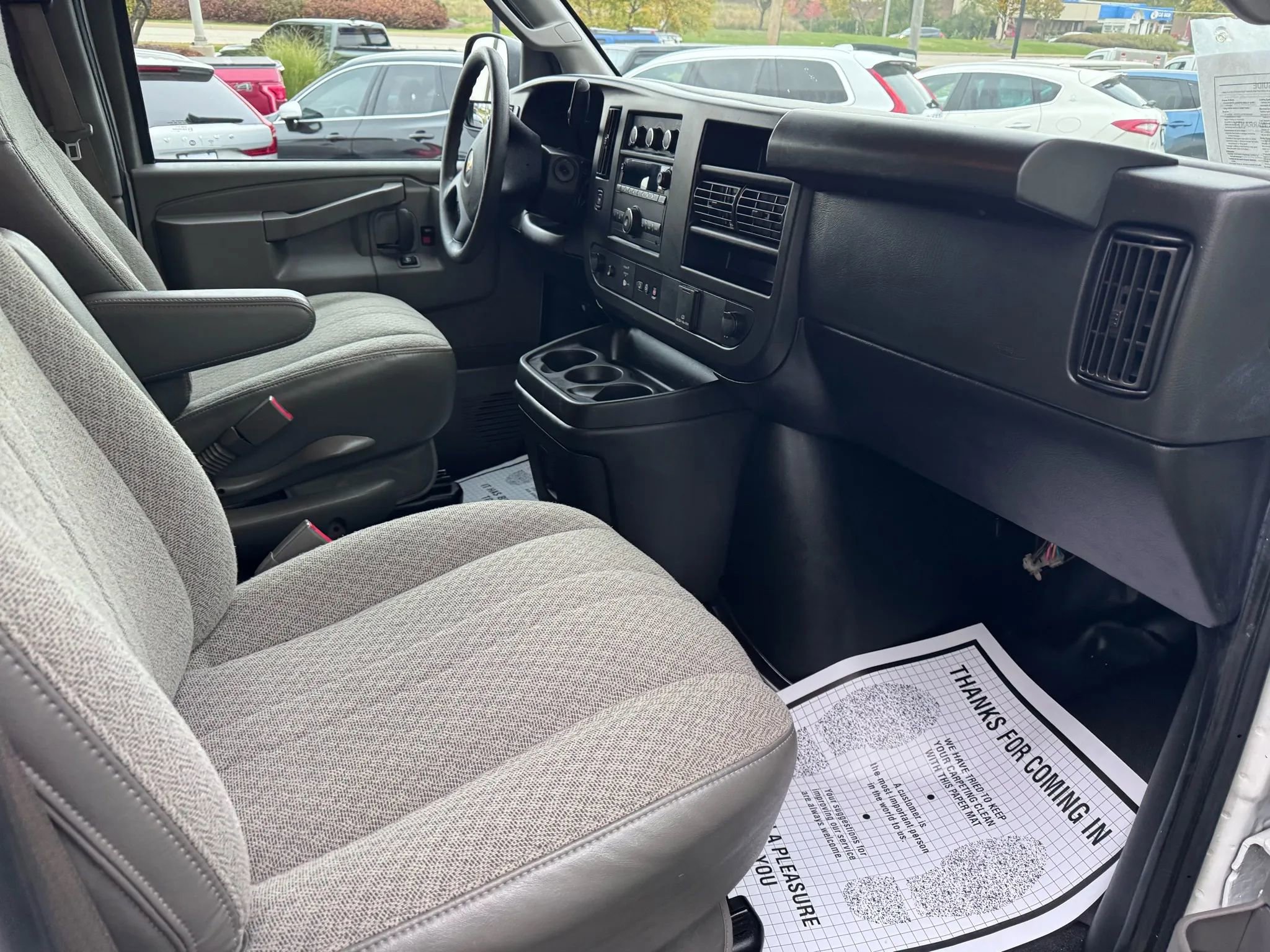Used 2022 Chevrolet Express 3500 LS RWD image 11