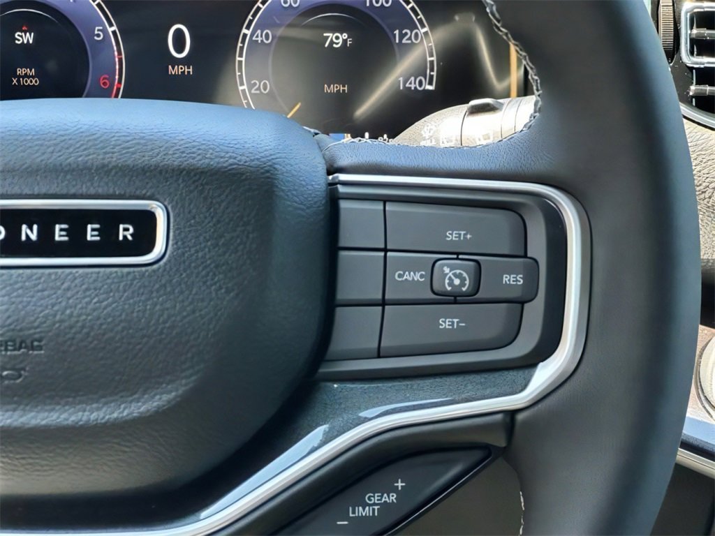 New 2024 Jeep Wagoneer 4WD w/ Premium Group I image 12