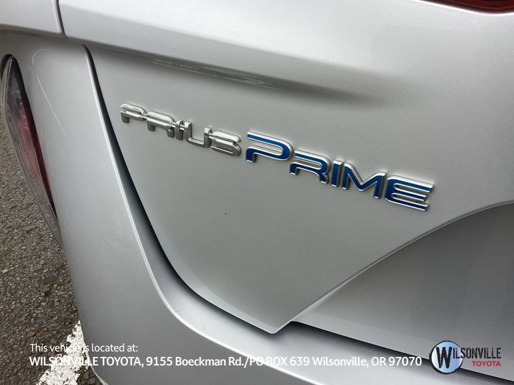 Used 2019 Toyota Prius Prime Premium FWD image 18