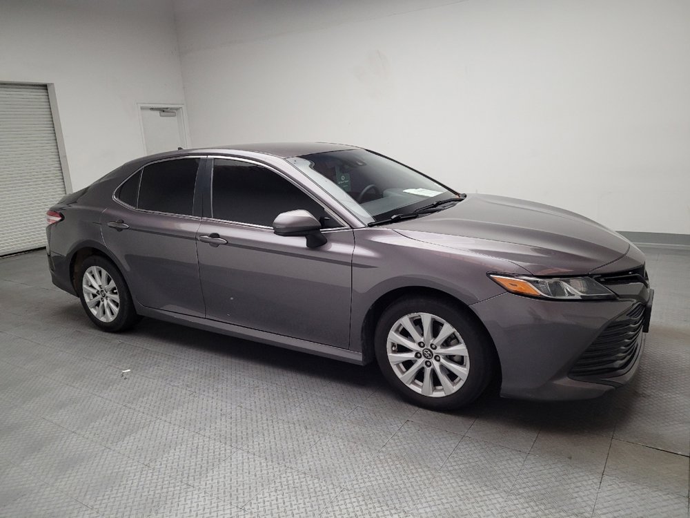 Used 2019 Toyota Camry LE FWD image 11