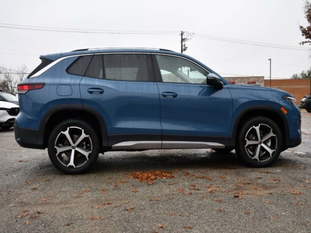 New 2026 Volkswagen Tiguan SE AWD/4WD image 8